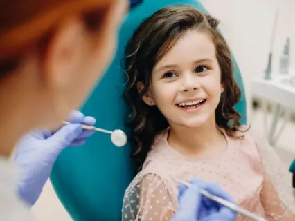 Pediatric Dentist for Dental Emergencies in Edina - Kid Grins